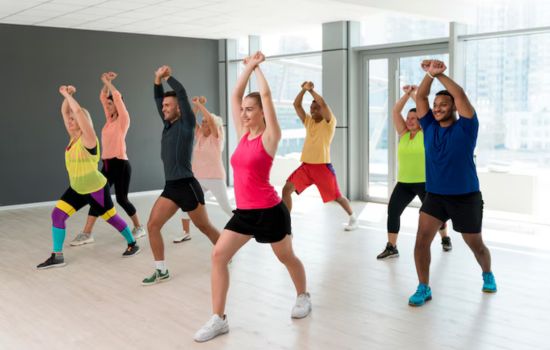 Zumba—Ejercicios de Baile en Casa: Una Experiencia Divertida para Mejorar tu Salud