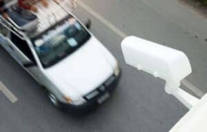 La Mejor Herramienta para Detectar Radares de Velocidad