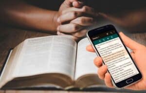 Escucha la Biblia en Audio: Una Forma Práctica y Espiritual de Conectar con la Palabra de Dios